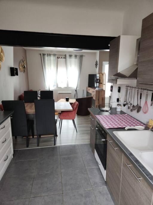 Charmante Maison 6/7 Personnes. *